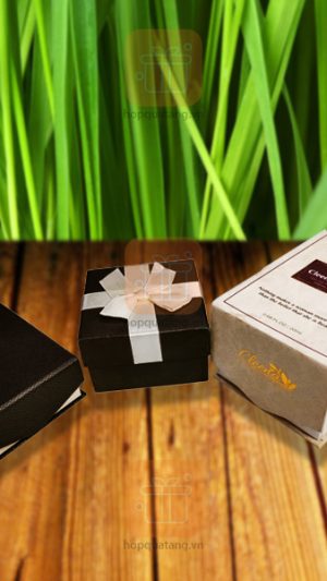 Hộp quà tặng nhỏ