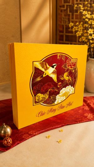 Hộp quà Tết sắc vàng